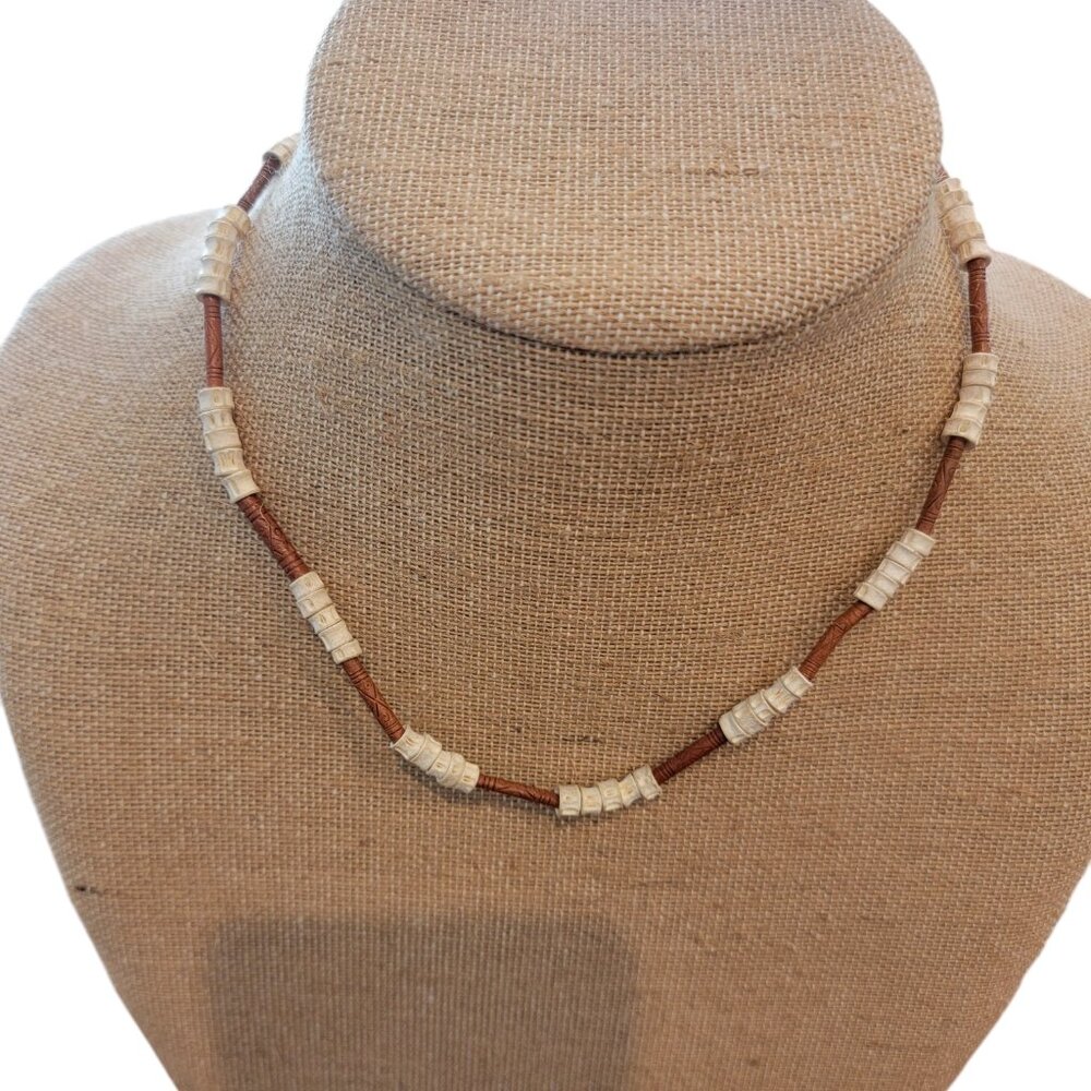 Vintage Style Bead and Shell Necklace/Choker